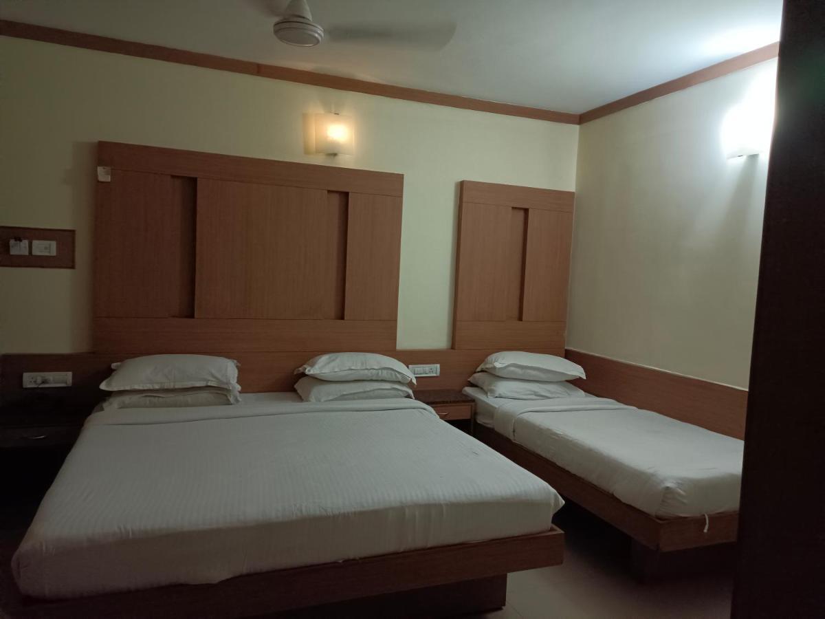 Hotel A P Kojambuttúr Kültér fotó